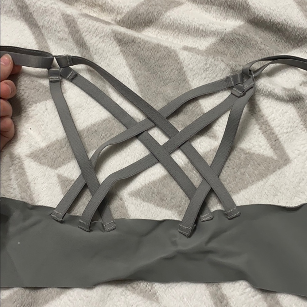 Push Up Front Hook Crisscross Back - image 3